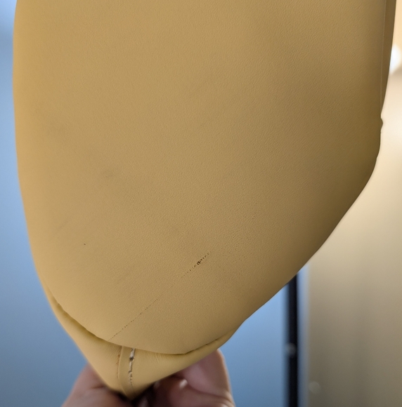 PLG Large Kangaroo in Vanilla - Picture 9 of 11